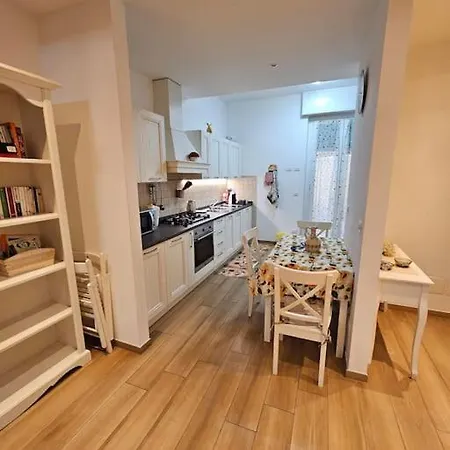 Casa Elianto لا سبيتسْيا