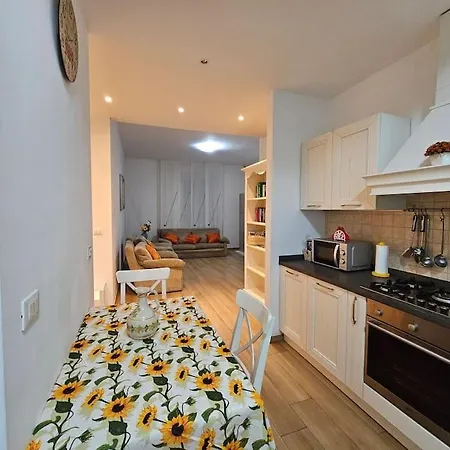 Casa Elianto Специя